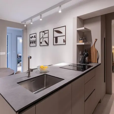 Apartment Lemon Tree