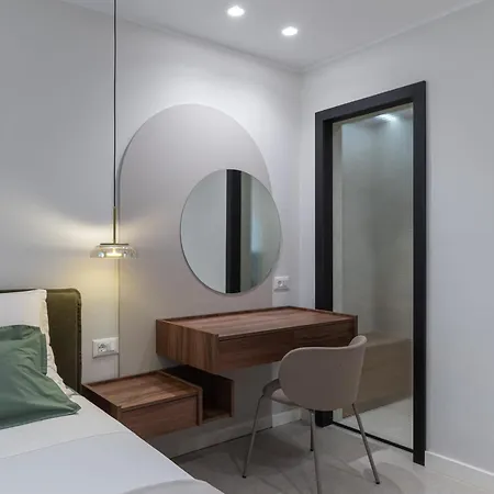 Lemon Tree Apartment